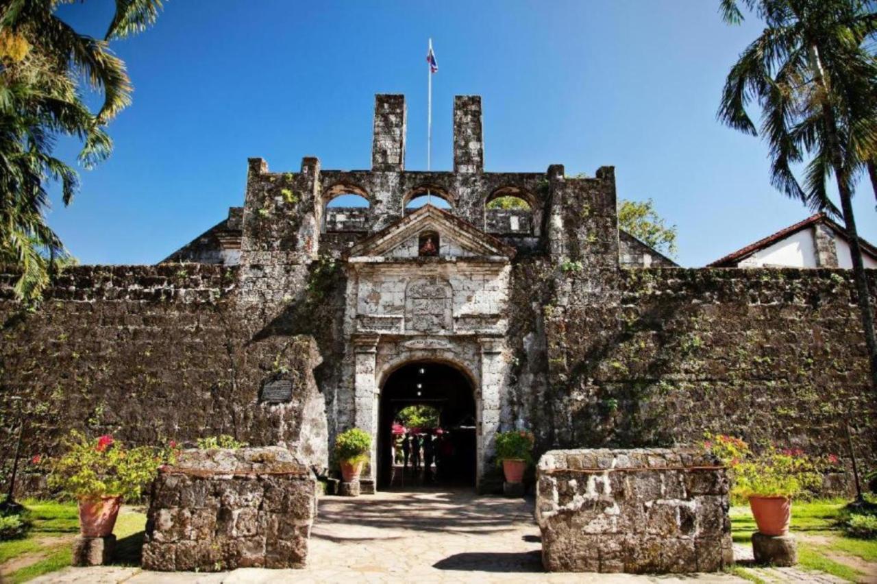 Bunks Hostel (Adults Only) Cebu Esterno foto