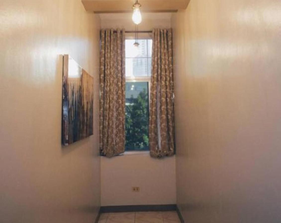 Bunks Hostel (Adults Only) Cebu Esterno foto